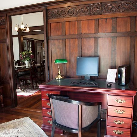 Rosebridge House Bed & Breakfast Adult Retreat Gooseberry Hill Екстер'єр фото