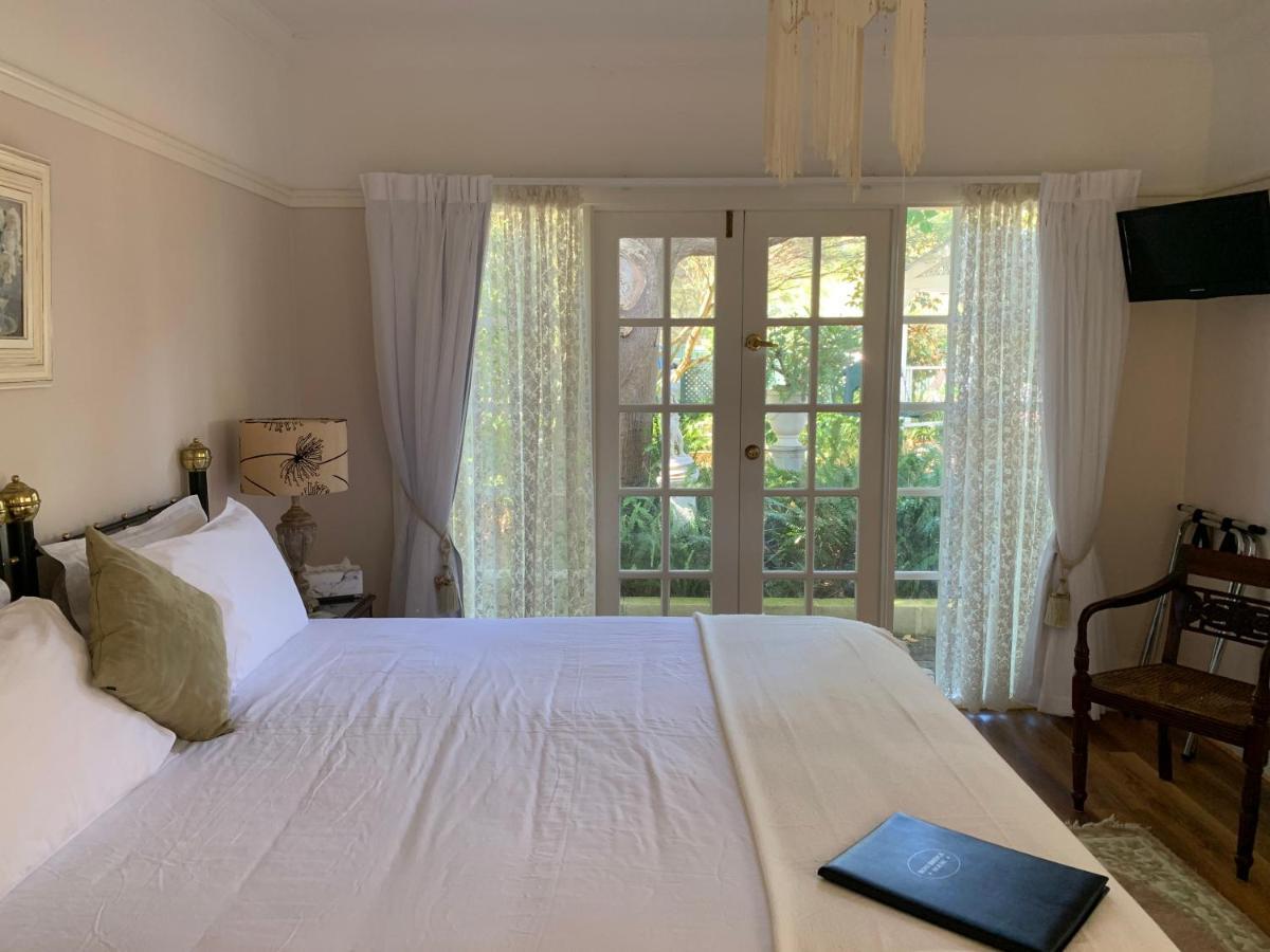 Rosebridge House Bed & Breakfast Adult Retreat Gooseberry Hill Екстер'єр фото