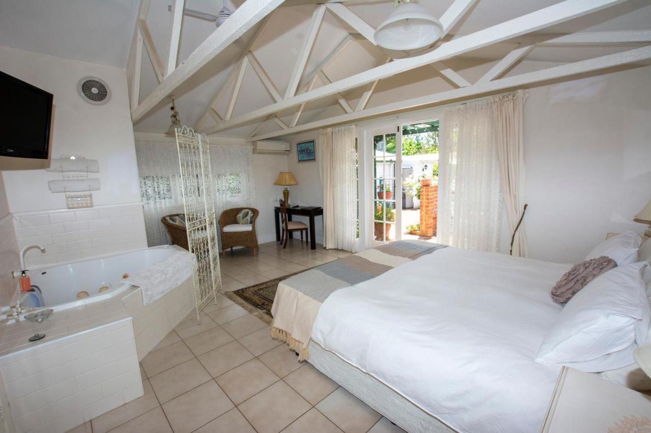 Rosebridge House Bed & Breakfast Adult Retreat Gooseberry Hill Екстер'єр фото