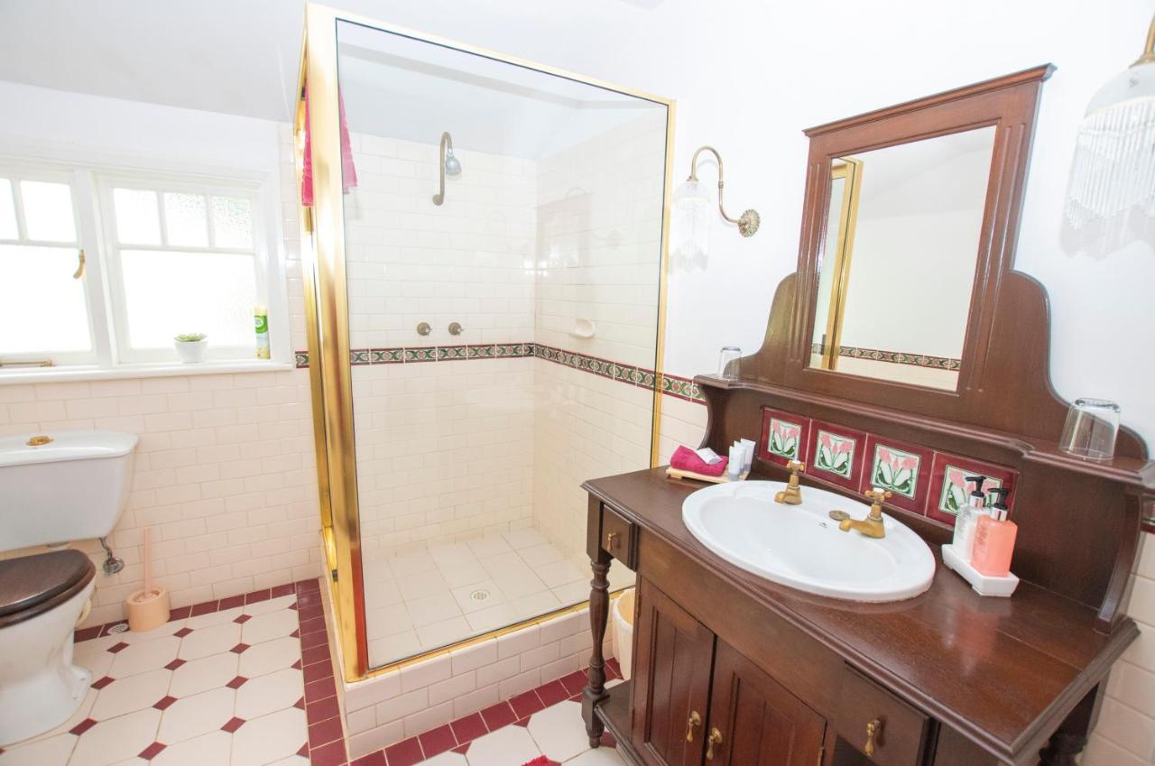 Rosebridge House Bed & Breakfast Adult Retreat Gooseberry Hill Екстер'єр фото