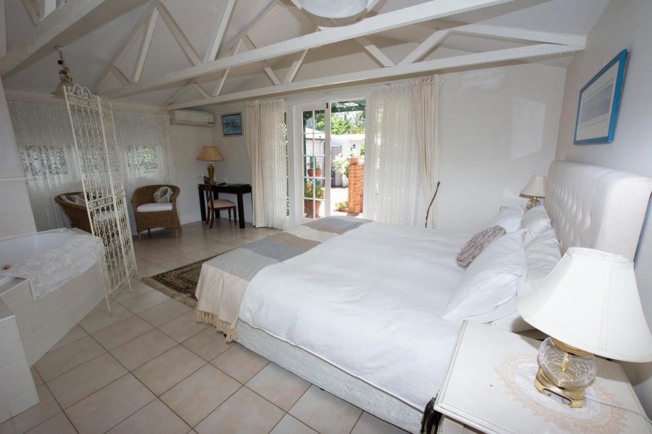 Rosebridge House Bed & Breakfast Adult Retreat Gooseberry Hill Екстер'єр фото