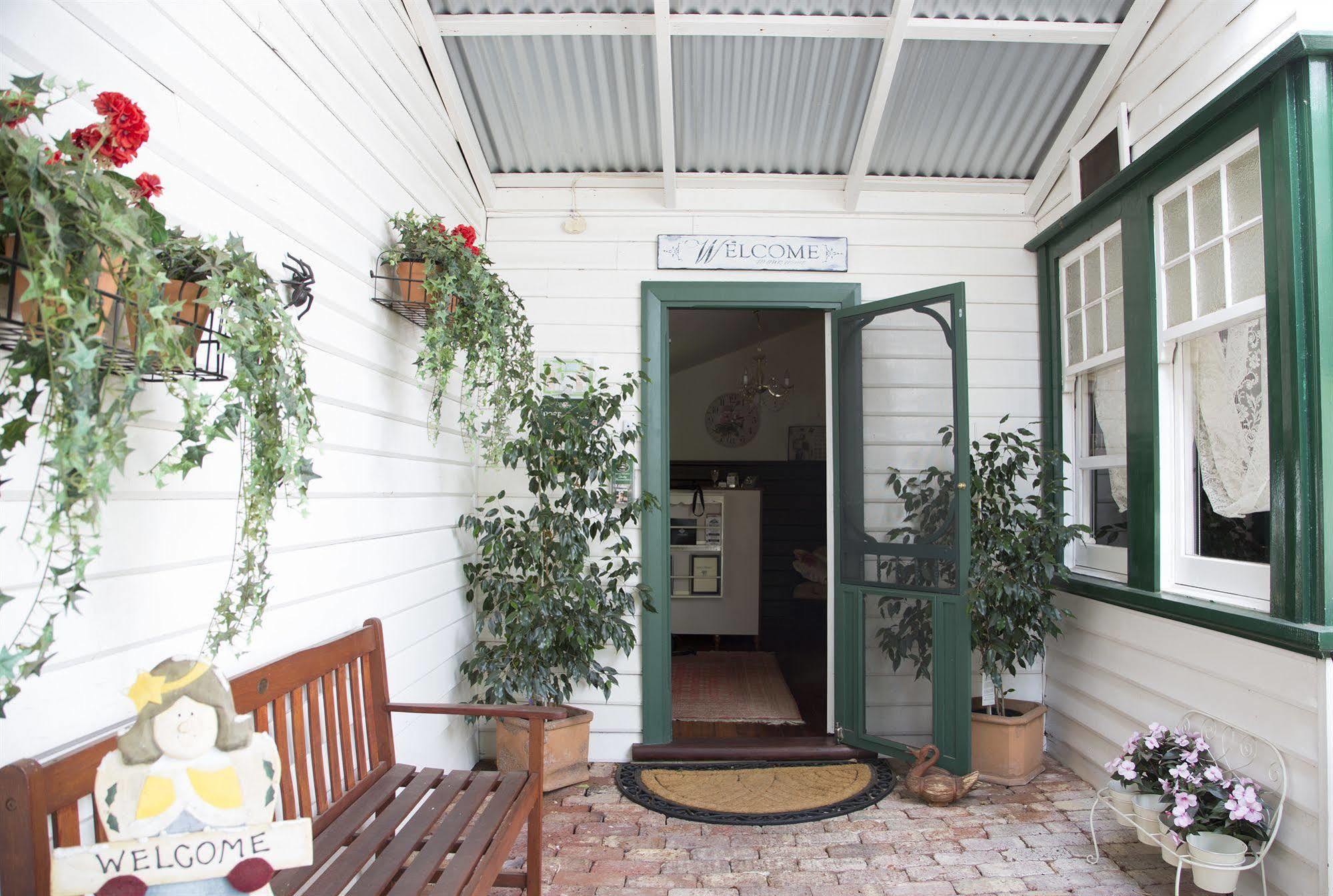 Rosebridge House Bed & Breakfast Adult Retreat Gooseberry Hill Екстер'єр фото